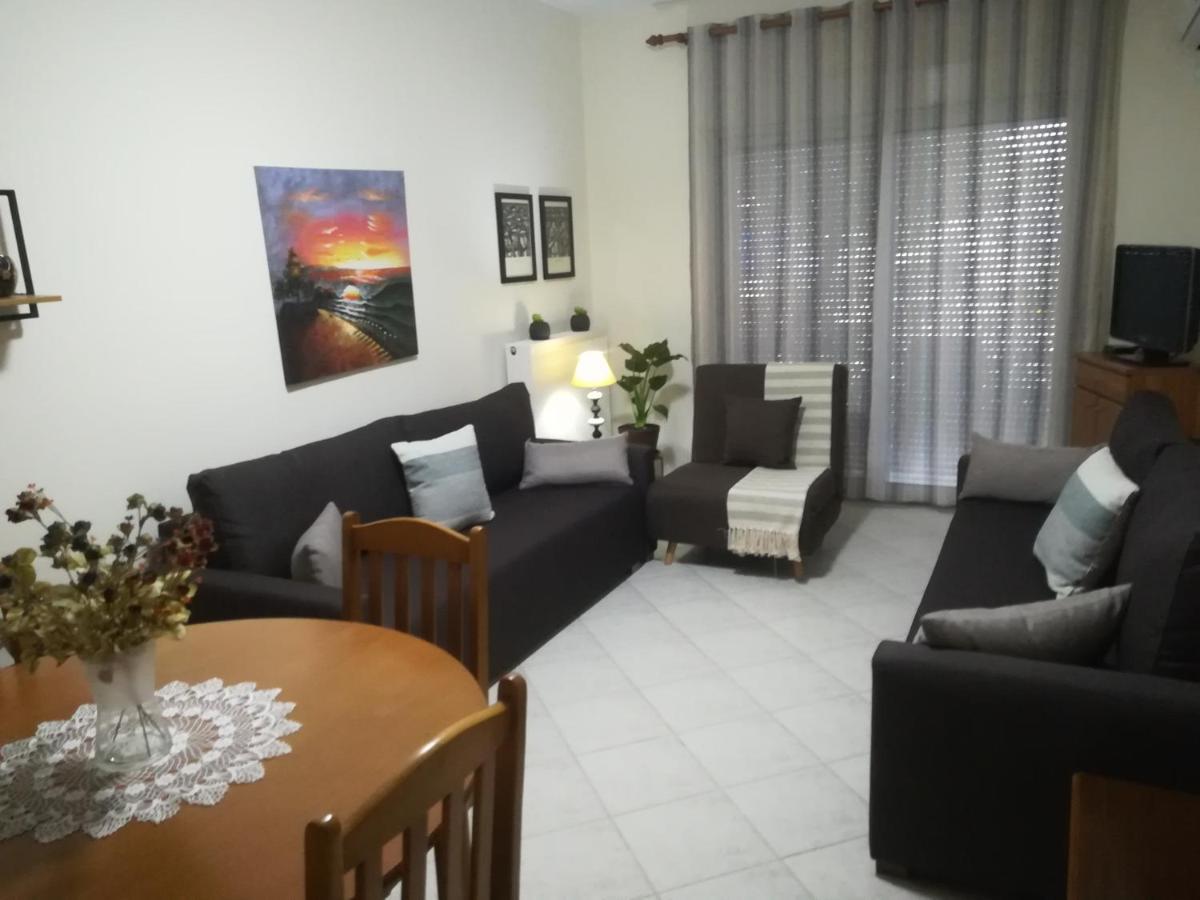 Apartment Ey Zhn Néa Khilí Екстериор снимка
